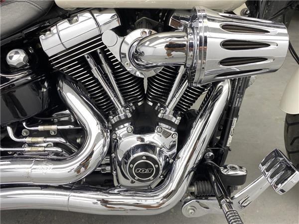 2015 Harley-Davidson Breakout