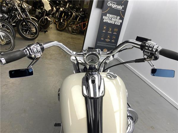 2015 Harley-Davidson Breakout