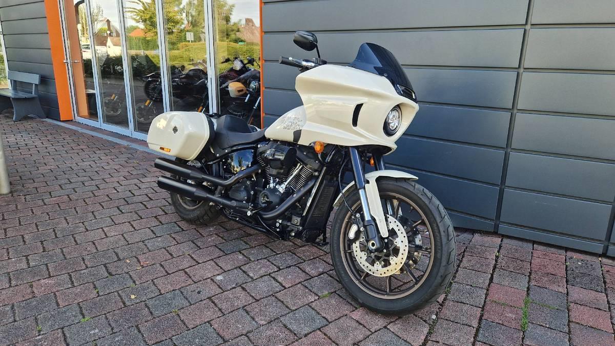Softail FXLRST Low Rider ST 