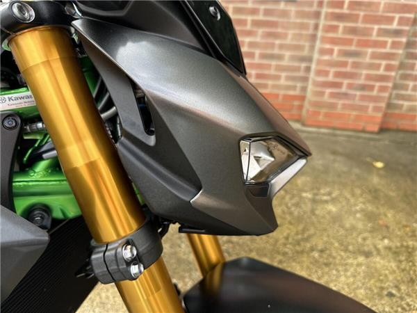 2026 KAWASAKI Z900 SE
