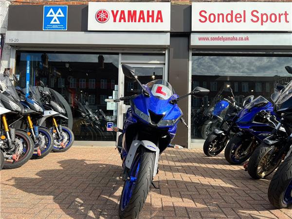 YAMAHA R125