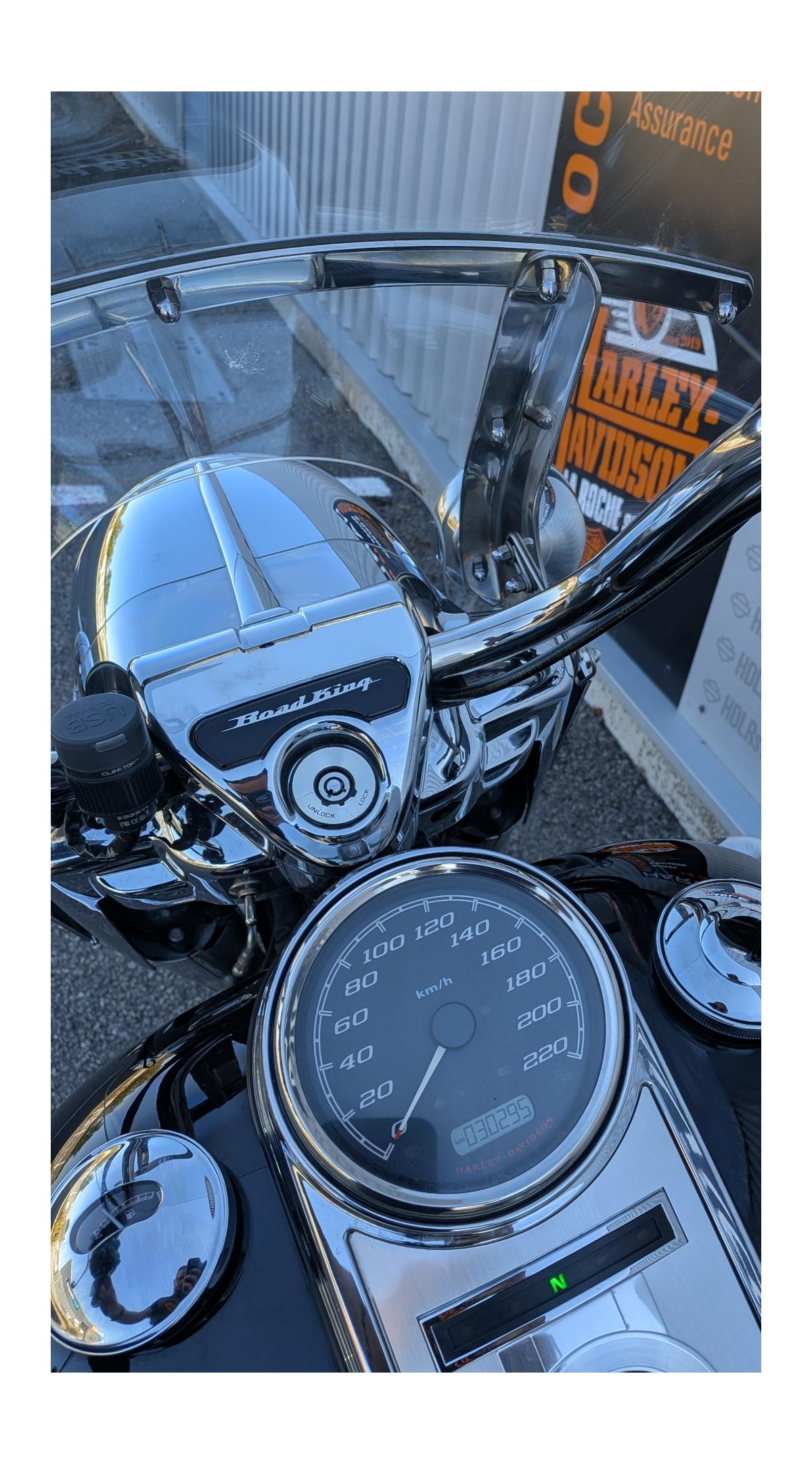 2019 HARLEY-DAVIDSON ROAD KING