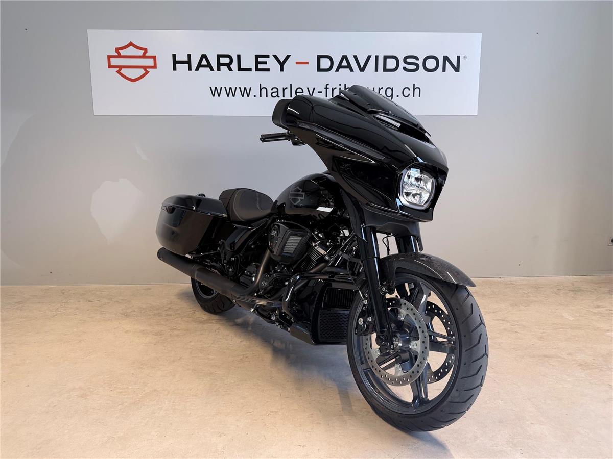 2024 harley-davidson FLHX Street Glide Black Finish 117