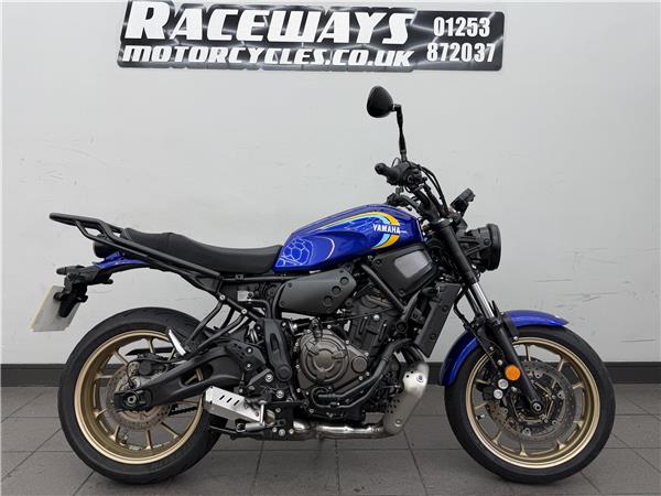 2025 YAMAHA XSR700
