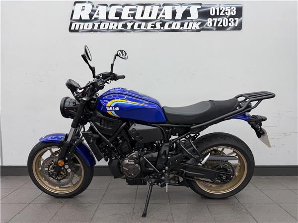2025 YAMAHA XSR700