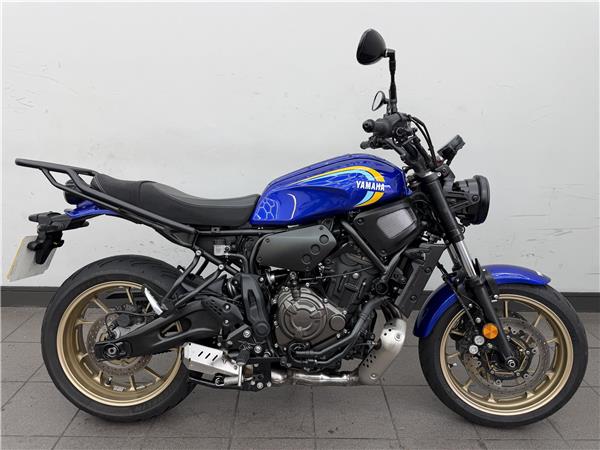 2025 YAMAHA XSR700