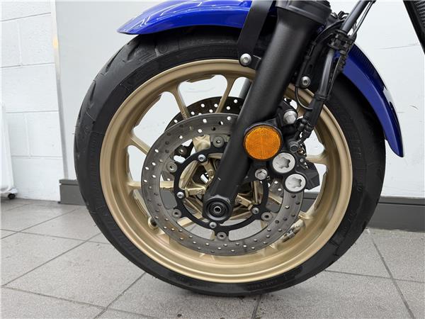 2025 YAMAHA XSR700