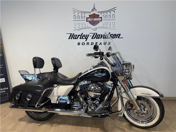2014 HARLEY-DAVIDSON ROAD KING