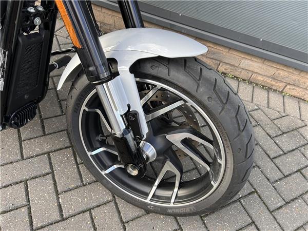 2021 HARLEY-DAVIDSON Softail