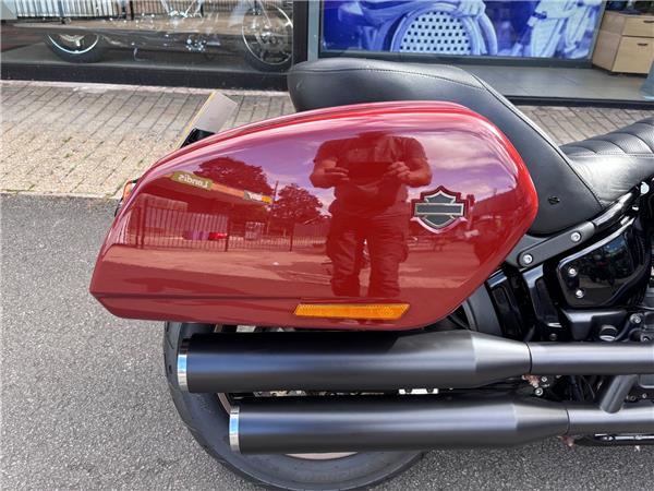 2025 HARLEY-DAVIDSON LOW RIDER ST