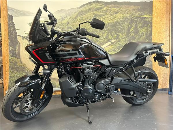 Pan America 1250 ST 