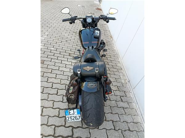 2017 CVO Pro Street Breakout