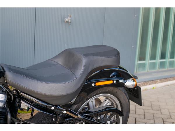 2022 Harley-Davidson Softail Standard