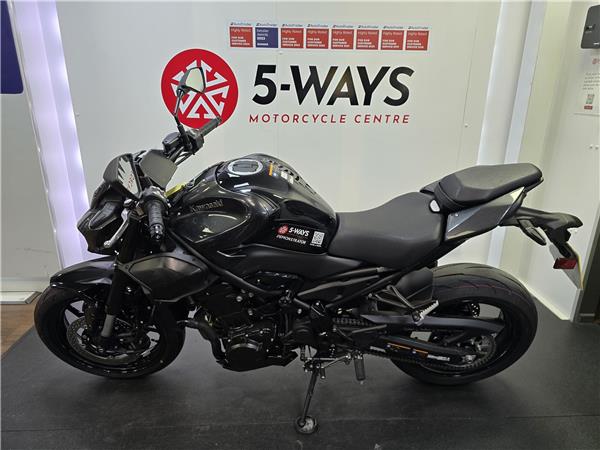 2026 KAWASAKI Z900