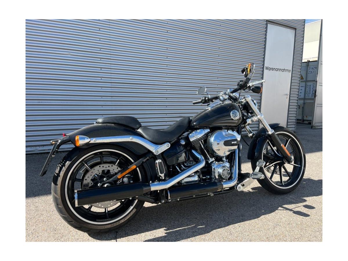 2016 Harley-Davidson Softail Breakout FXBR