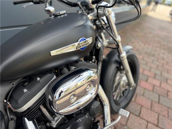 XL 1200 CB Custom Sportster 