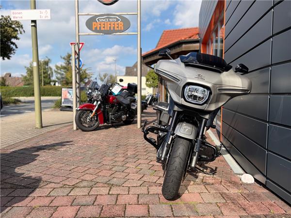 FLHXSE CVO STREET GLIDE Jekill & Hyde Fused Ape