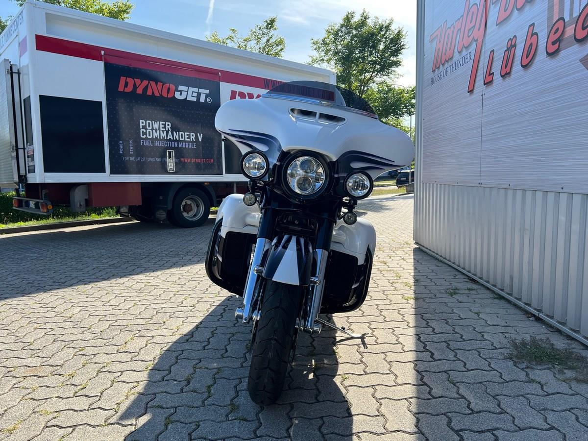 FLHXSE CVO Street Glide Head-ported