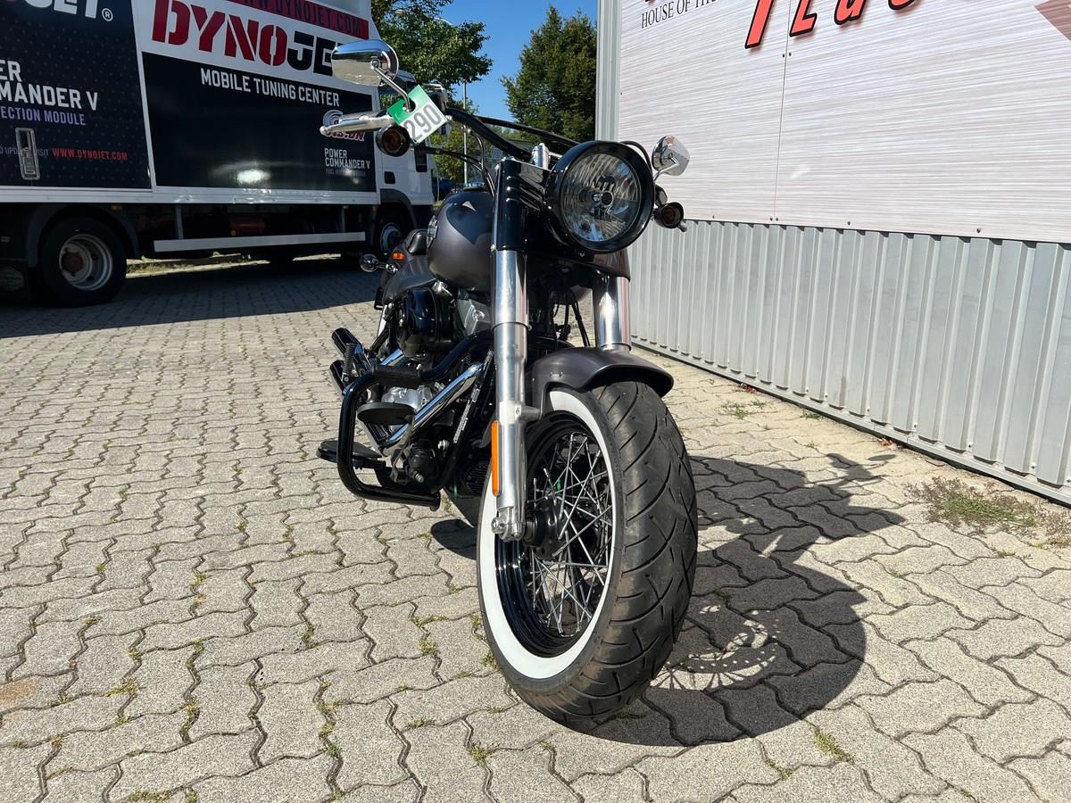 FS2 Softail Slim 