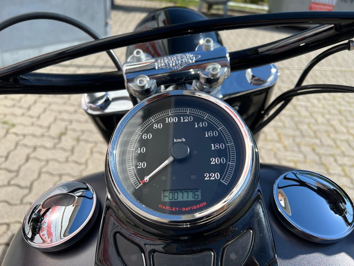 FS2 Softail Slim 