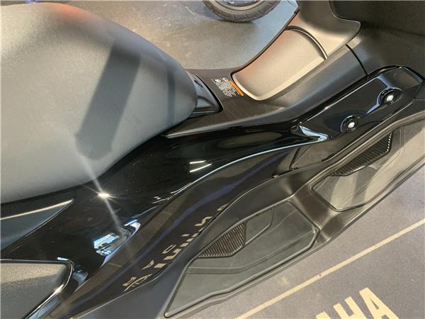 2025 YamahaN-Max 125, Only 290m from new Yamaha warranty till May 2028 !