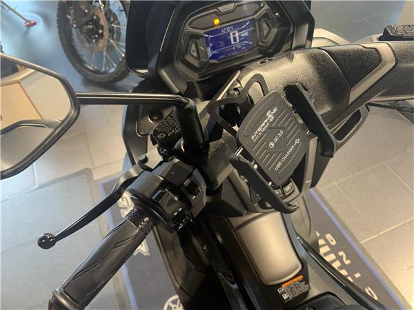 2025 YamahaN-Max 125, Only 290m from new Yamaha warranty till May 2028 !