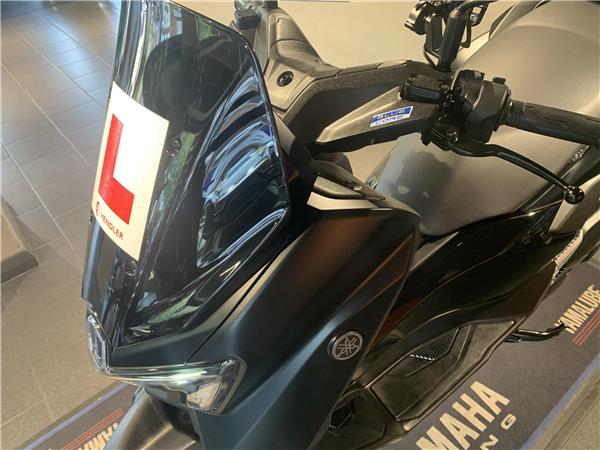 2025 YamahaN-Max 125, Only 290m from new Yamaha warranty till May 2028 !