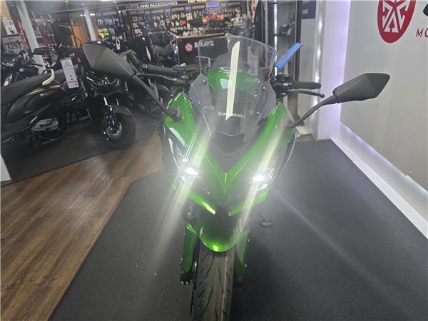 2026 KAWASAKI NINJA 1100 SX SE