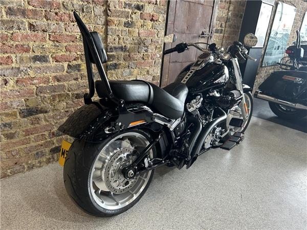 2025 Harley-Davidson Softail