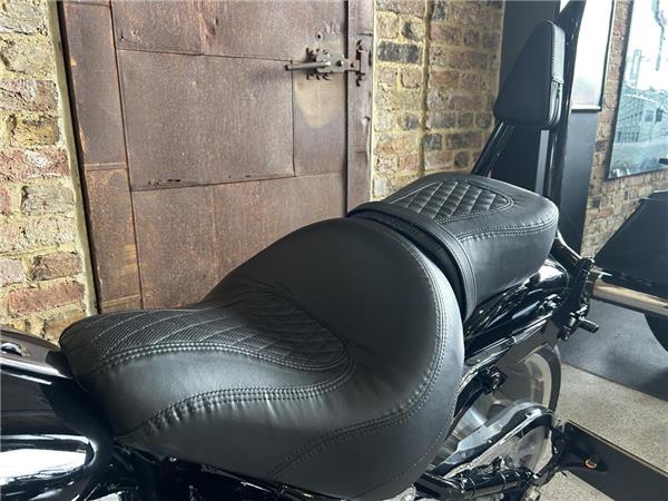 2025 Harley-Davidson Softail