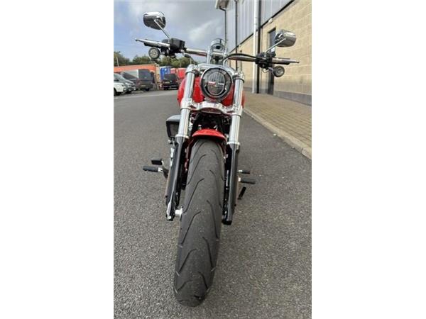 2026 Harley-Davidson Breakout