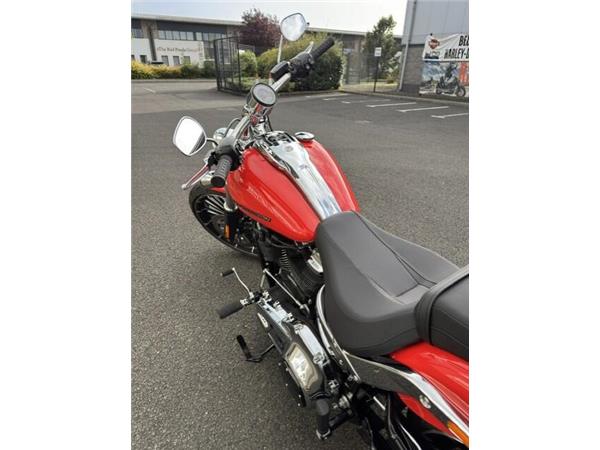 2026 Harley-Davidson Breakout