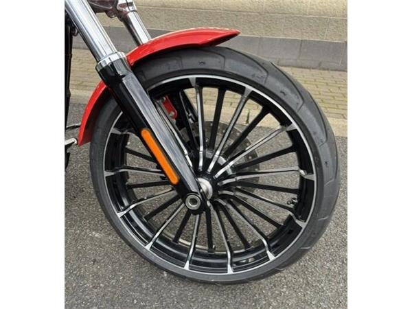 2026 Harley-Davidson Breakout