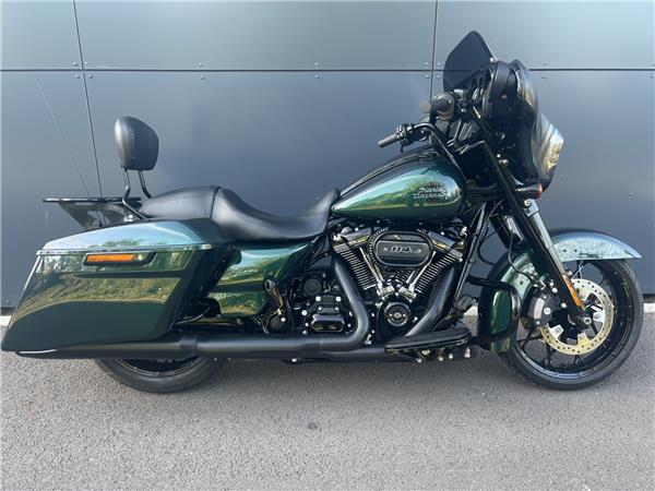 2022 HARLEY-DAVIDSON STREET GLIDE