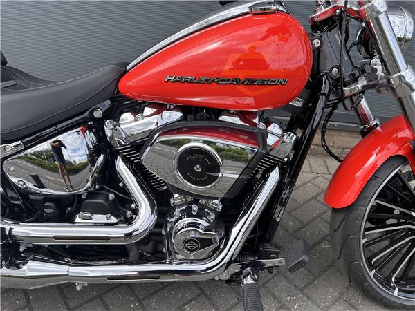 2026 HARLEY-DAVIDSON BREAKOUT 117