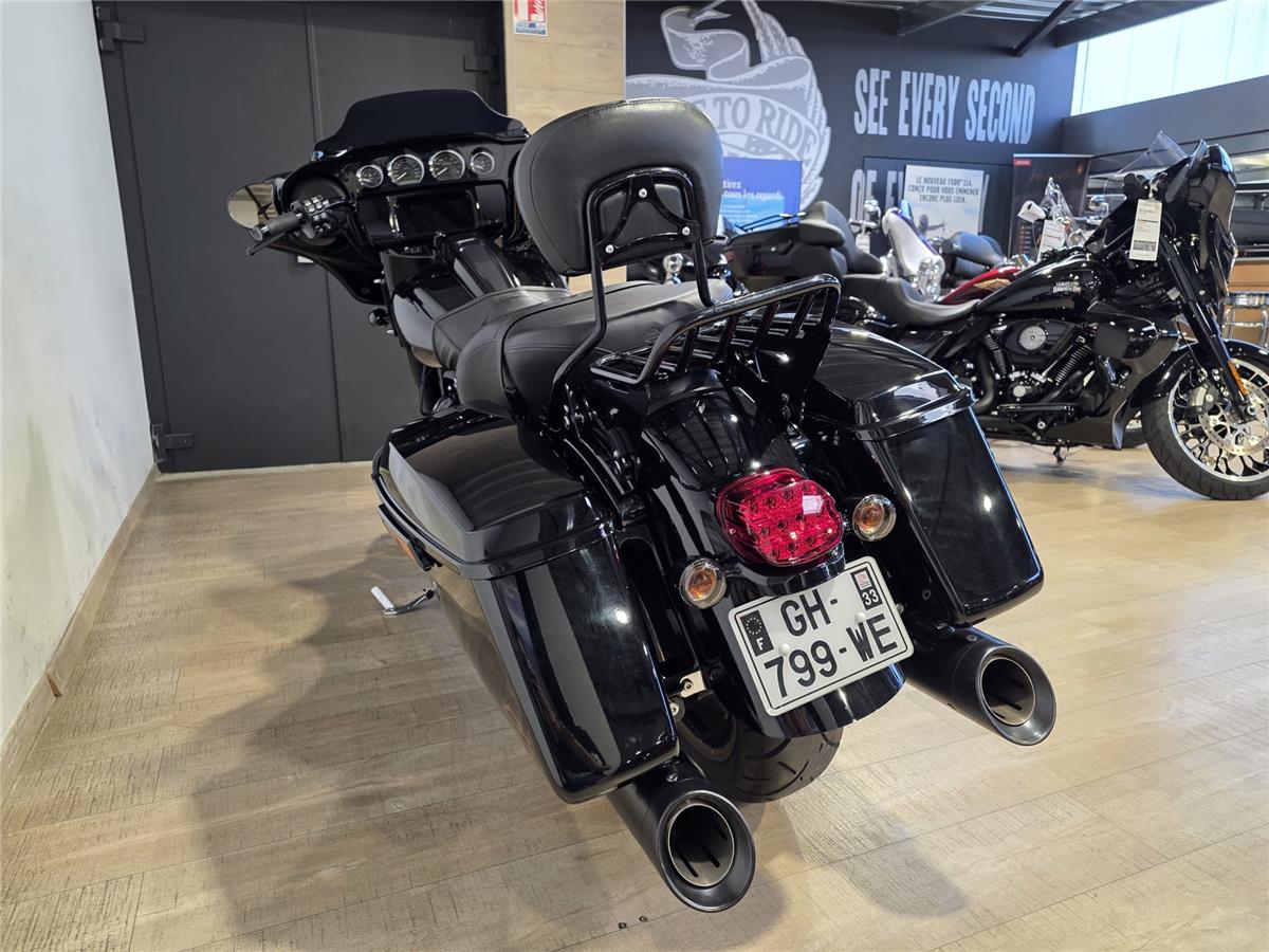 2022 HARLEY-DAVIDSON STREET GLIDE