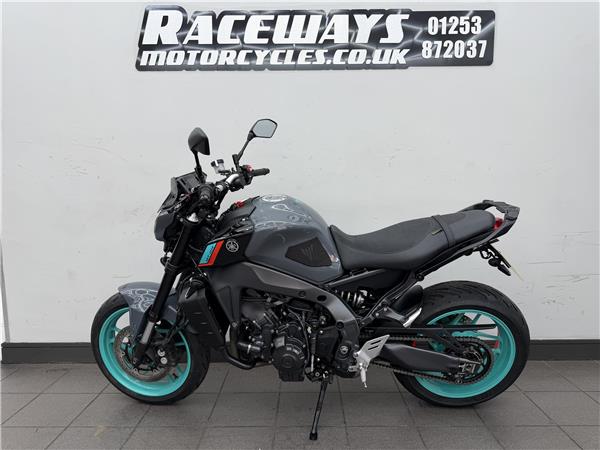 2023 YAMAHA MT-09
