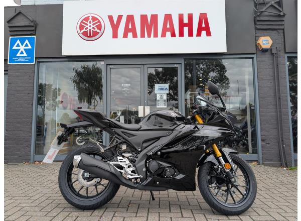 Yamaha R125 Black 2026 ONLY 35 miles