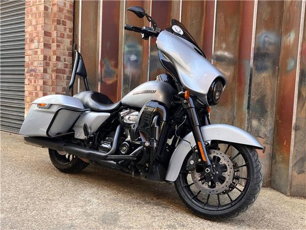 2019 Harley-Davidson Touring