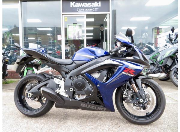 SUZUKI GSX-R 750 ISLE OF MAN EDITION ONLY 200 WORLDWIDE