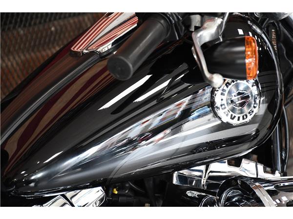 2016 HARLEY-DAVIDSON SOFTAIL FXSB BREAKOUT