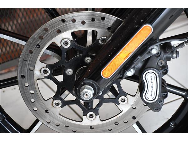 2016 HARLEY-DAVIDSON SOFTAIL FXSB BREAKOUT
