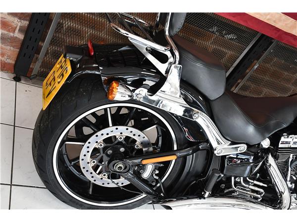 2016 HARLEY-DAVIDSON SOFTAIL FXSB BREAKOUT