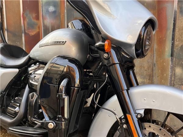 2019 Harley-Davidson Touring