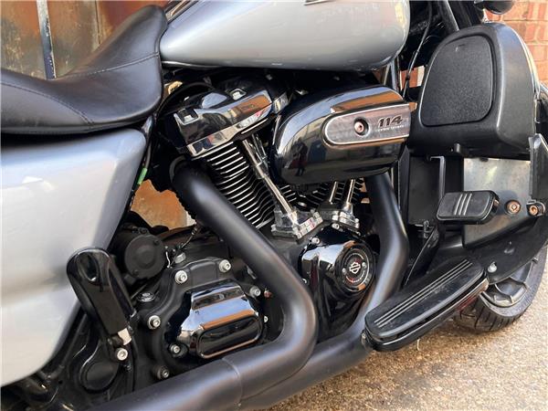 2019 Harley-Davidson Touring
