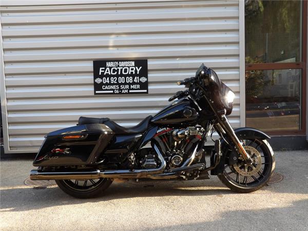 2022 HARLEY-DAVIDSON STREET GLIDE