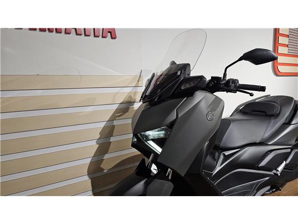 2025 YAMAHA XMAX 300