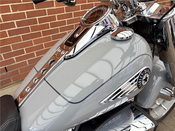 2025 HARLEY-DAVIDSON SOFTAIL FLFB FAT BOY