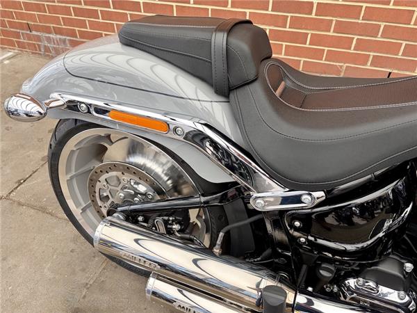 2025 HARLEY-DAVIDSON SOFTAIL FLFB FAT BOY