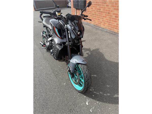 2023 YAMAHA MT-09